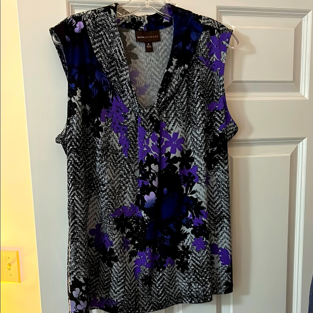 Dana Buchman Black and Purple V-Neck Blouse - XL